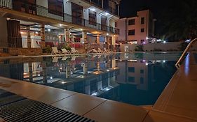 Mountain Inn Hotel - Maluku